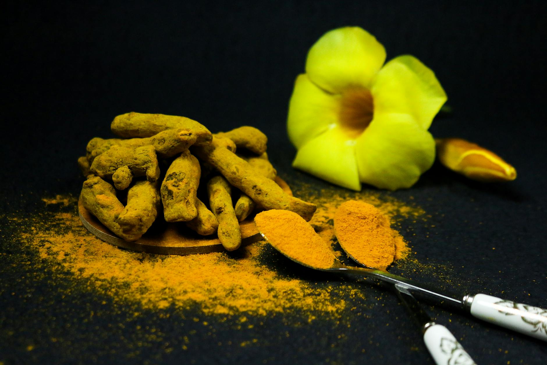 Can Ashwagandha Help You Sleep? What UK Buyers Should Know